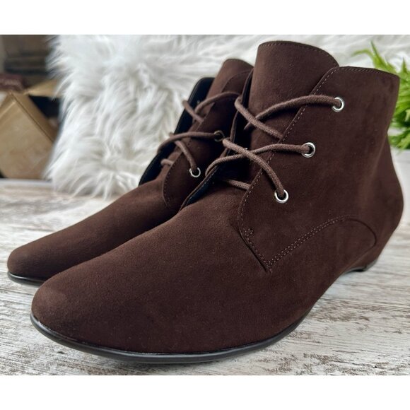 NWOB Aerosoles Soterday Night Faux Suede Bootie Women’s Sz 12 Brown Desert Boot - Picture 1 of 11